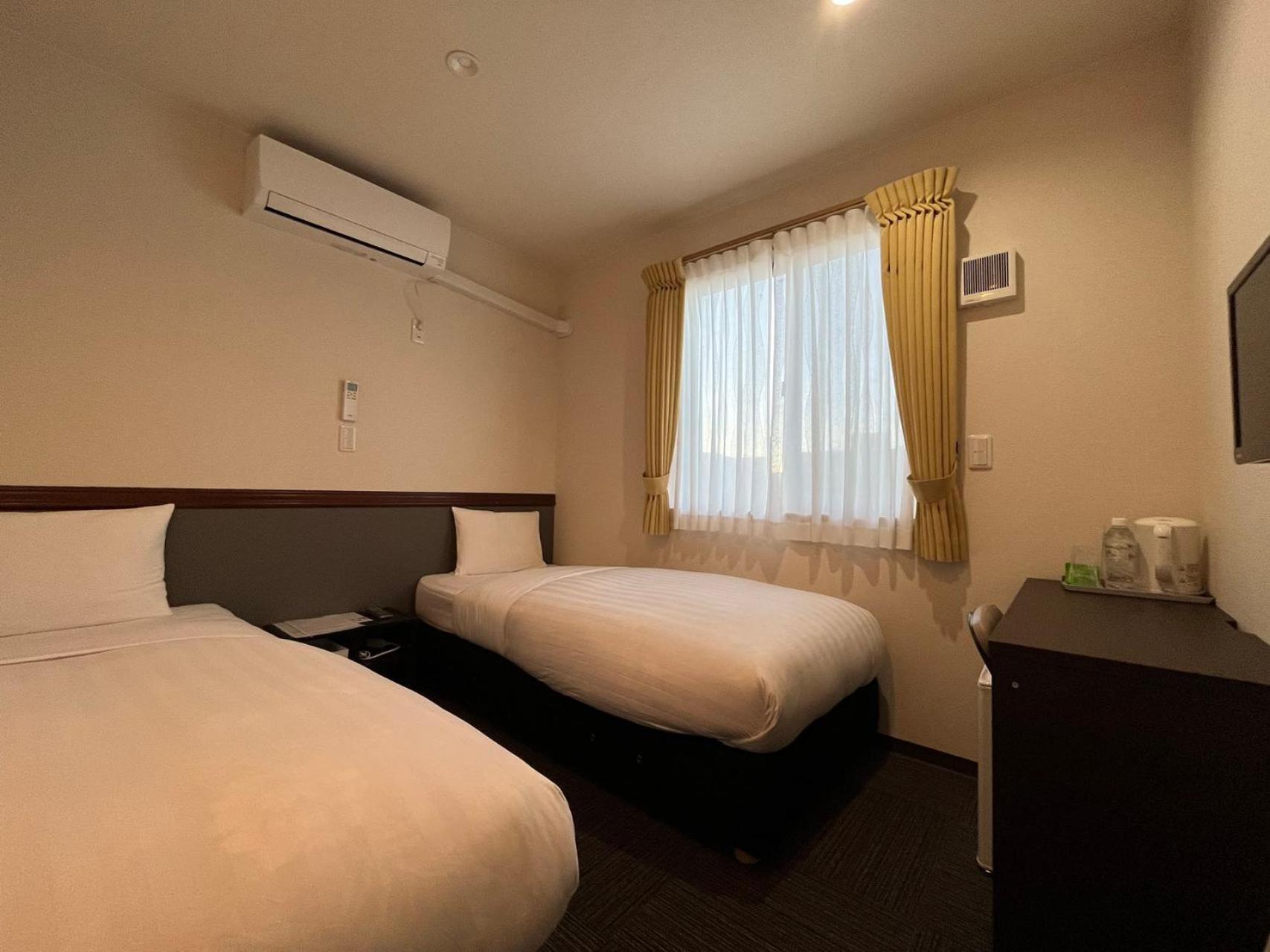 Karin Doo Hotel Narita Esterno foto